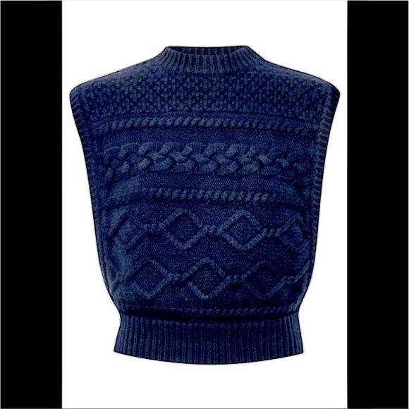 Cable knit wool blend sleeveless sweater - Picture 1 of 4